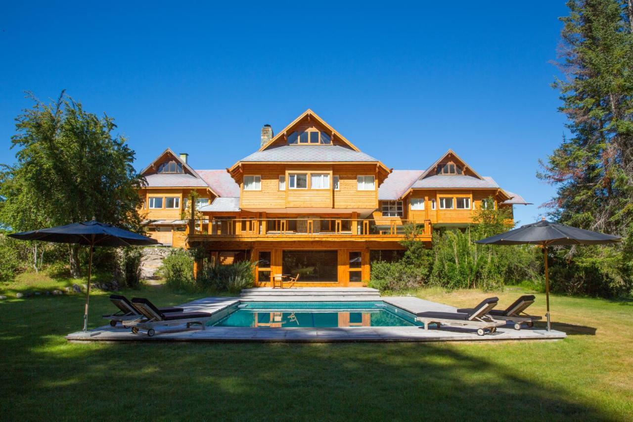 Hosteria Isla Victoria Lodge Exterior photo